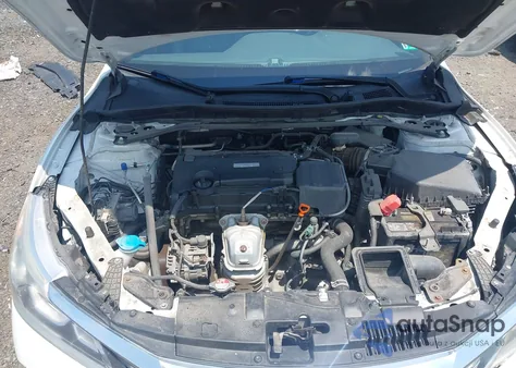 2017 Honda Accord Sport Se z USA, uszkodzony, nr VIN 1HGCR2F15HA198810